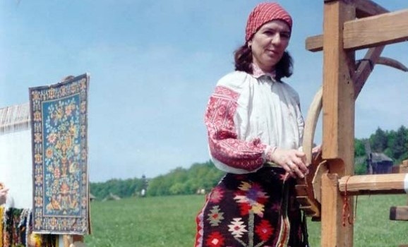 День ткалі та вишивальниці у Пирогові