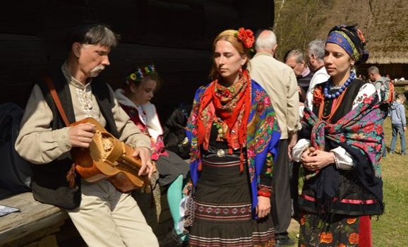Виставка українських народних музичних інструментів ХVІІІ-ХХ століть