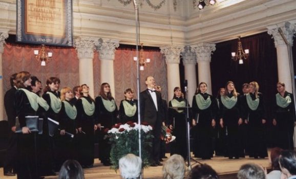 Концерт хорового співу в Музеї Гончара